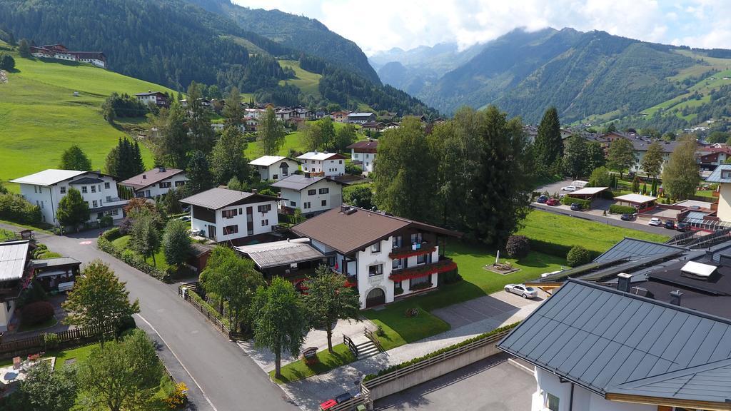 Johannahof Appartements Kaprun Eksteriør billede